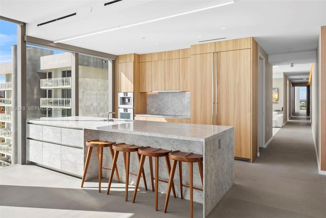 2000 S Ocean Dr 18B, Hallandale Beach, FL 33009