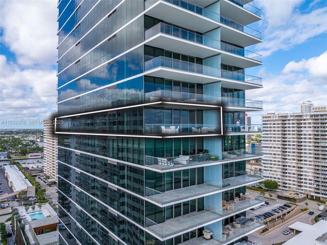 2000 S Ocean Dr 18B, Hallandale Beach, FL 33009