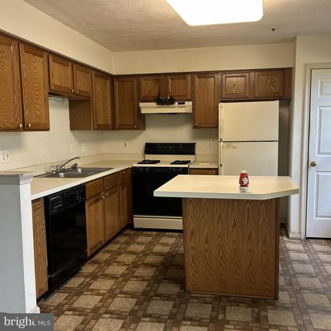 2024 S ANVIL LN, Temple Hills, MD 20748