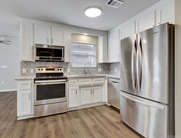 319 Coolwood Terrace, Hot Springs, AR 71913