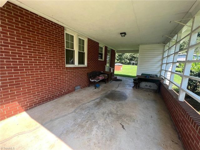 3603 Edgewood Drive, Greensboro, NC 27406