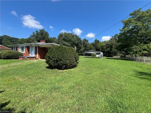 3603 Edgewood Drive, Greensboro, NC 27406