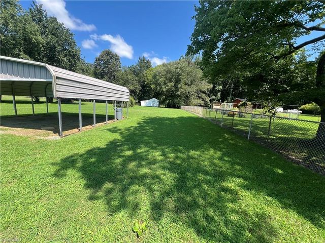 3603 Edgewood Drive, Greensboro, NC 27406