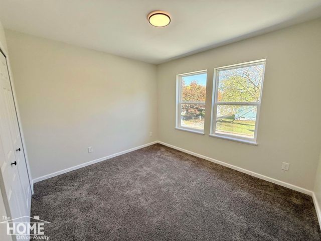 1046 S Pearce Street, Owosso, MI 48867