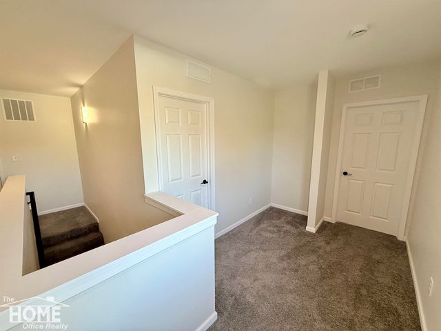 1046 S Pearce Street, Owosso, MI 48867