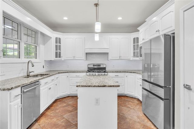 207 Devonhurst Drive, Seneca, SC 29678
