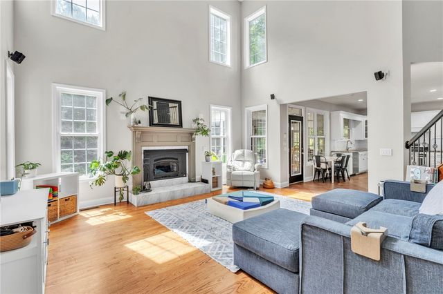 207 Devonhurst Drive, Seneca, SC 29678