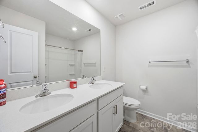 3016 Platinum Pointe Drive, Charlotte, NC 28227