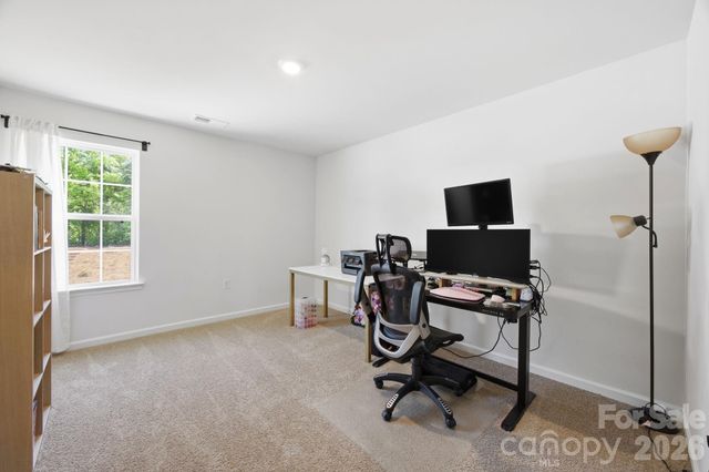 3016 Platinum Pointe Drive, Charlotte, NC 28227