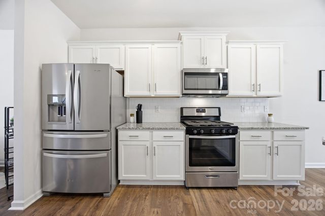 3016 Platinum Pointe Drive, Charlotte, NC 28227