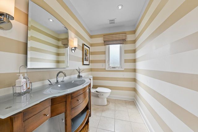 9125 N Briarwood COURT, Bayside, WI 53217