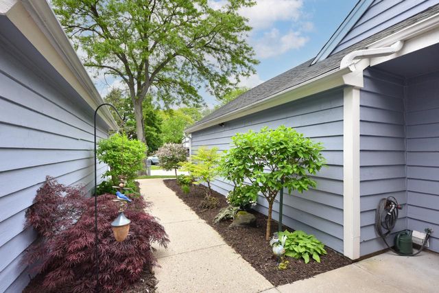 9125 N Briarwood COURT, Bayside, WI 53217
