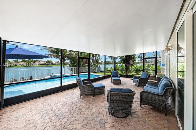 18451 NW 13th St, Pembroke Pines, FL 33029