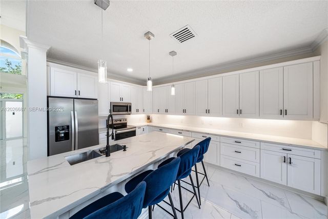 18451 NW 13th St, Pembroke Pines, FL 33029