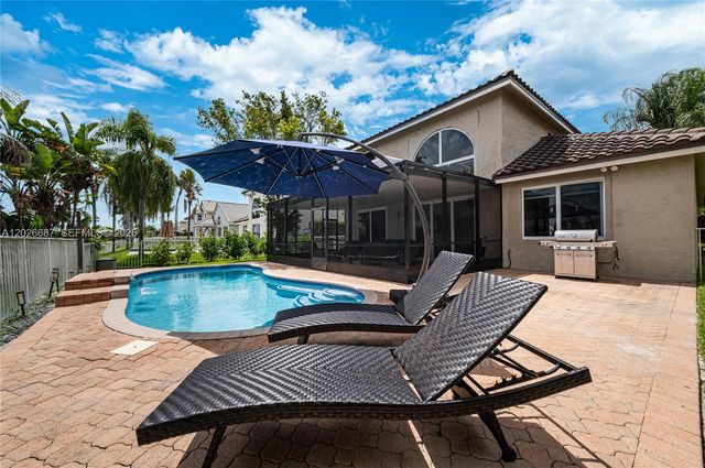 18451 NW 13th St, Pembroke Pines, FL 33029