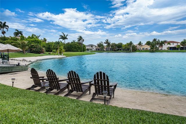 18451 NW 13th St, Pembroke Pines, FL 33029
