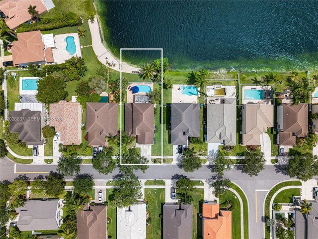 18451 NW 13th St, Pembroke Pines, FL 33029