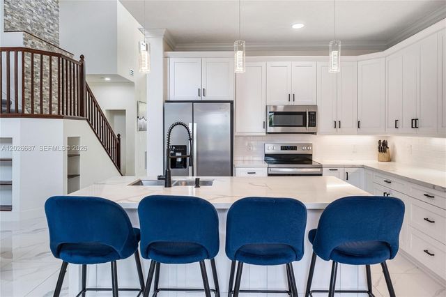 18451 NW 13th St, Pembroke Pines, FL 33029