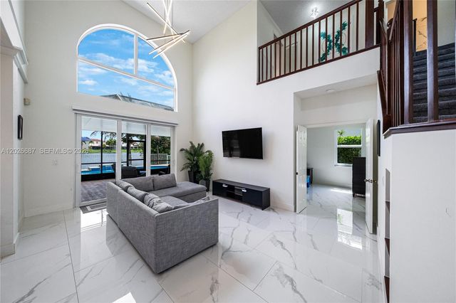 18451 NW 13th St, Pembroke Pines, FL 33029