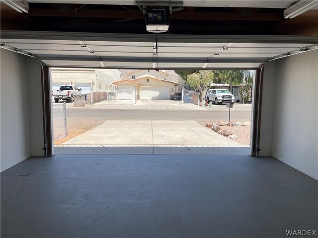 1820 Riverside Drive, Bullhead City, AZ 86442