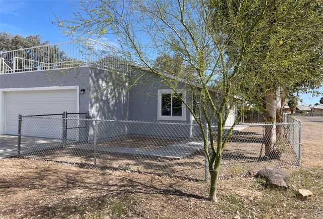 1820 Riverside Drive, Bullhead City, AZ 86442