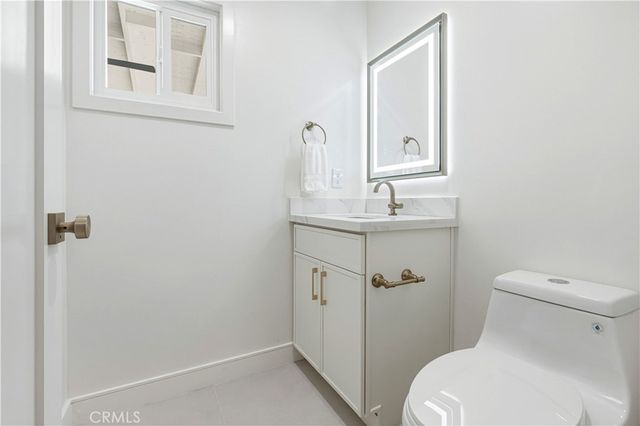 1243 E Live Oak Court, Anaheim, CA 92805