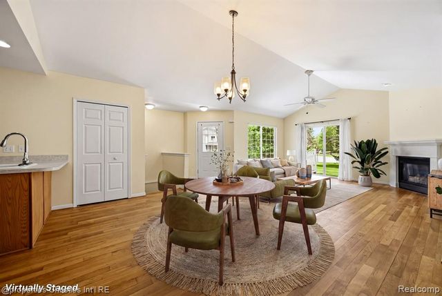 8896 Redstone Drive, Pinckney, MI 48169