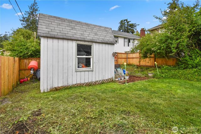 913 Broad Street, Mount Vernon, WA 98274