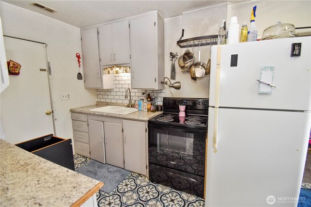 913 Broad Street, Mount Vernon, WA 98274