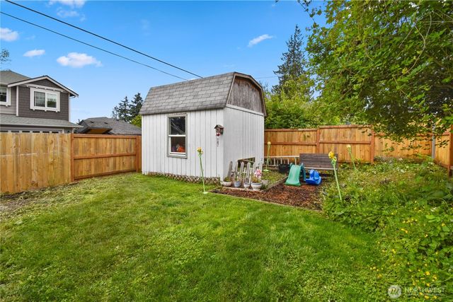 913 Broad Street, Mount Vernon, WA 98274
