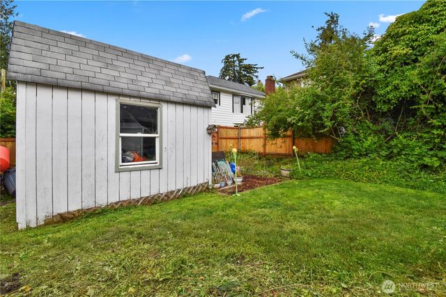 913 Broad Street, Mount Vernon, WA 98274