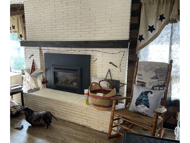 2478 MARION St, North Bend, OR 97459