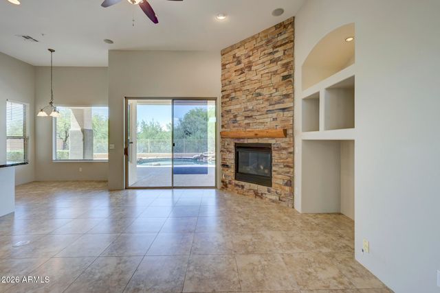 11290 E WHITETHORN Drive, Scottsdale, AZ 85262