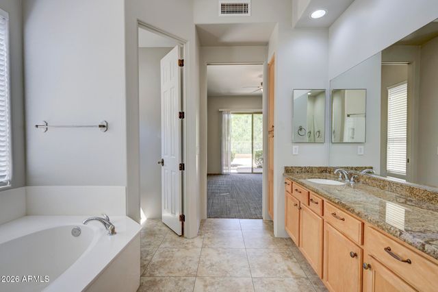 11290 E WHITETHORN Drive, Scottsdale, AZ 85262