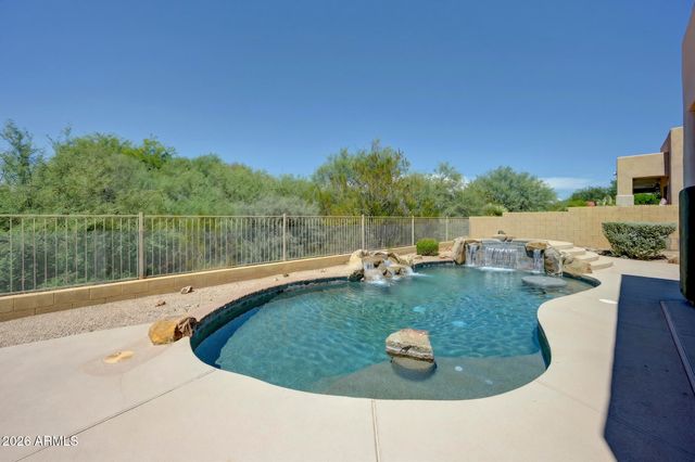 11290 E WHITETHORN Drive, Scottsdale, AZ 85262