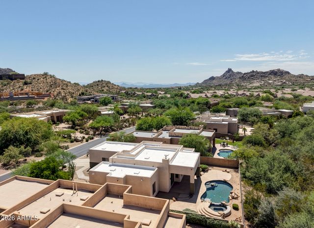 11290 E WHITETHORN Drive, Scottsdale, AZ 85262