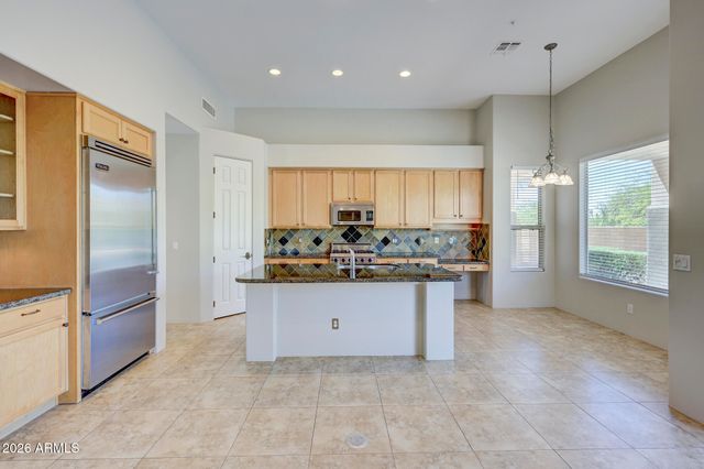 11290 E WHITETHORN Drive, Scottsdale, AZ 85262