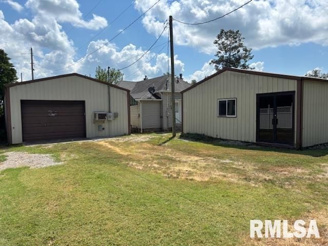 1621 N PARK Avenue, Herrin, IL 62948