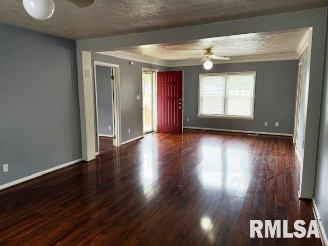 1621 N PARK Avenue, Herrin, IL 62948