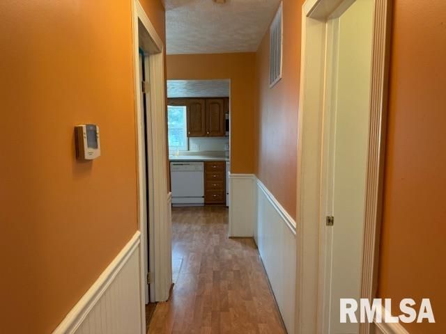 1621 N PARK Avenue, Herrin, IL 62948