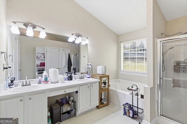 2818 Hillvale Cove Way, Lithonia, GA 30058