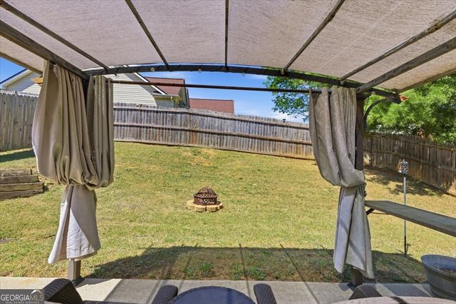 2818 Hillvale Cove Way, Lithonia, GA 30058