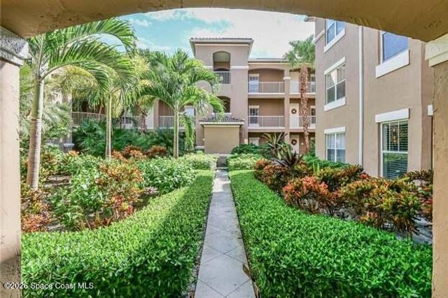 5080 Fairways Circle G202, Vero Beach, FL 32967