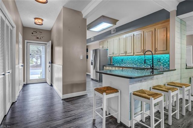 1030 Porte Harbour ARCH, Hampton, VA 23669