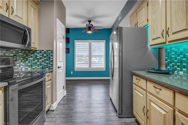 1030 Porte Harbour ARCH, Hampton, VA 23669