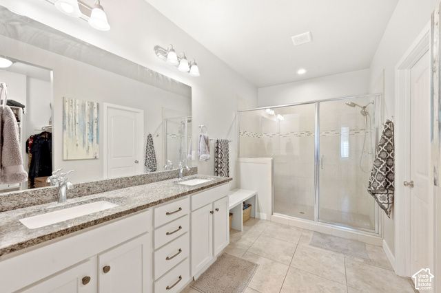 2249 S PARKWOOD LN, Kaysville, UT 84037