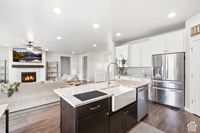 2249 S PARKWOOD LN, Kaysville, UT 84037