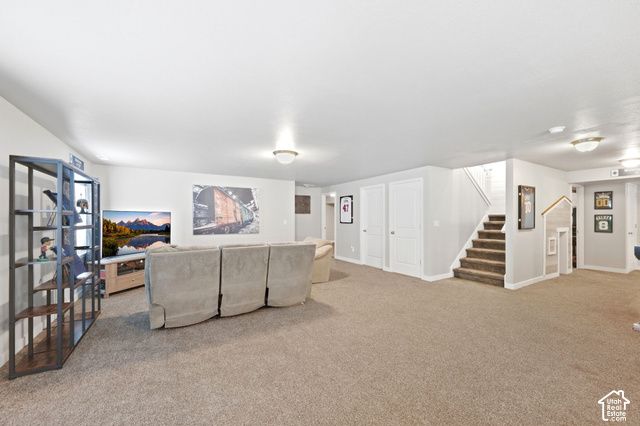 2249 S PARKWOOD LN, Kaysville, UT 84037