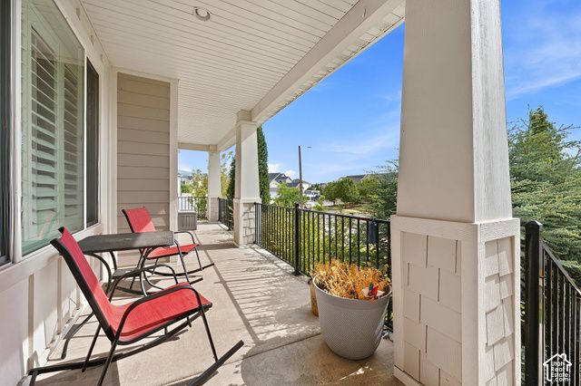 2249 S PARKWOOD LN, Kaysville, UT 84037