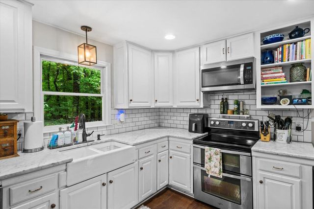 2903 Hickory Lane, Rocky Face, GA 30740